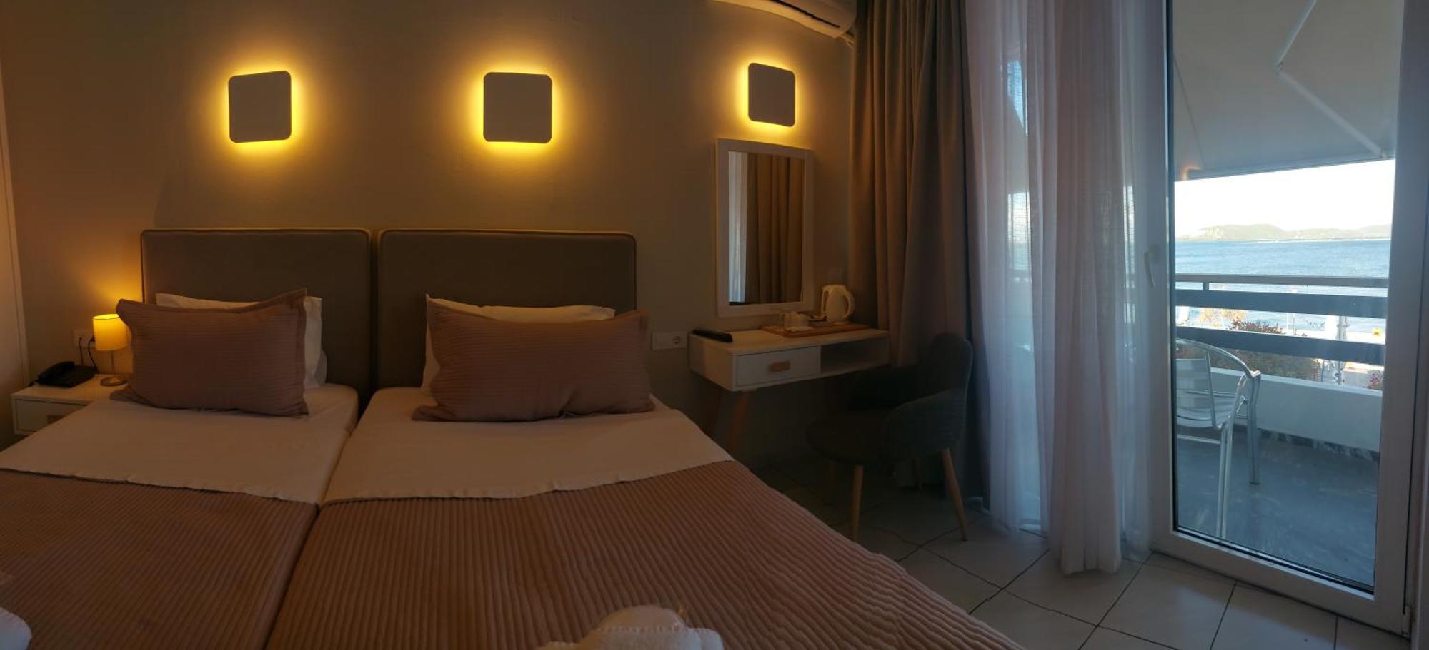 Hotel Avra プレベザ エクステリア 写真